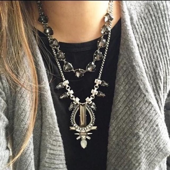 :: Stella & Dot Eclipse Statement Necklace - Picture 8 of 9